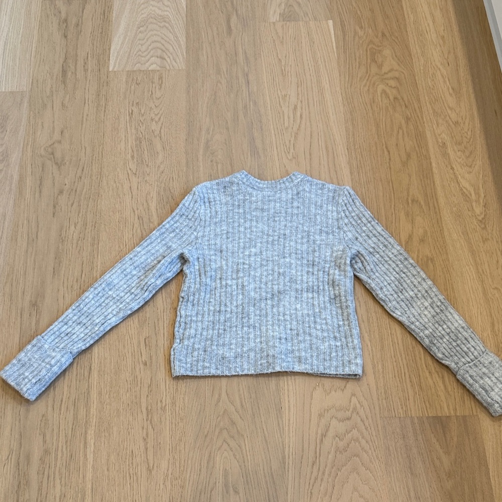 H&M Heather Gray Ribbed Sweater - Picture 5 of 7